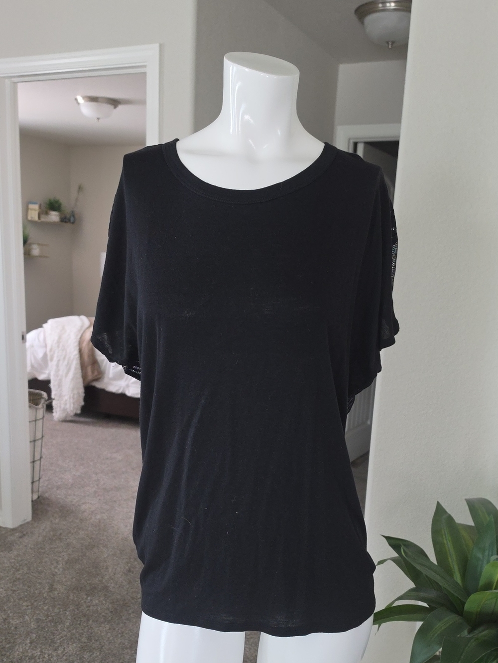 Daytrip Black Short Sleeve Scoop Neck Tee